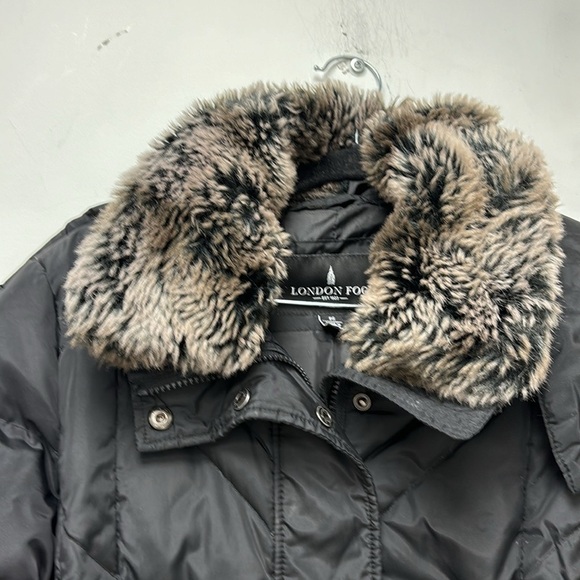 LONDON FOG puffers  Jacket with hat and plush, PS size, black. - Picture 3 of 10